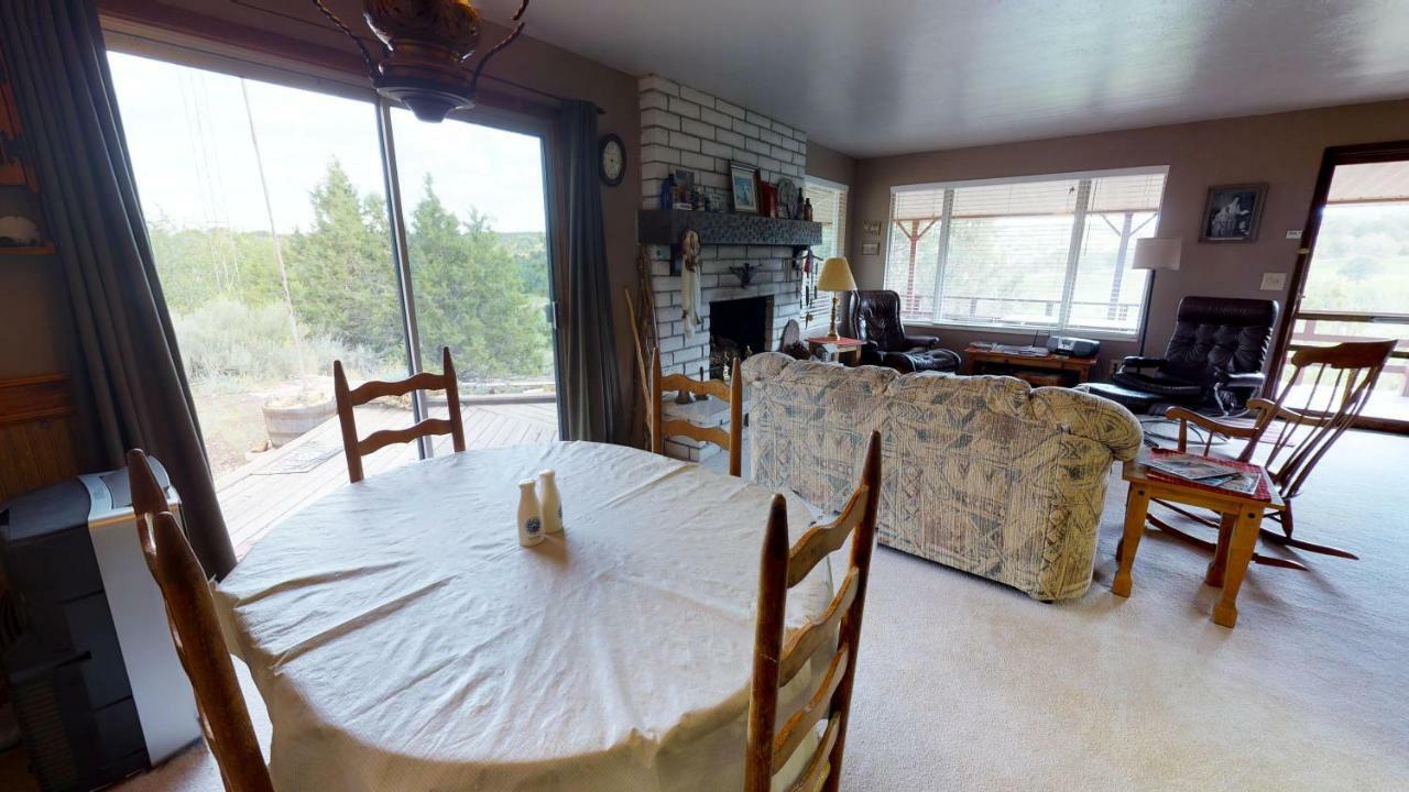 Hideout Ft Abajo 2 Bedroom Cabin, Stunning Views, Secluded! Монтичело Екстериор снимка